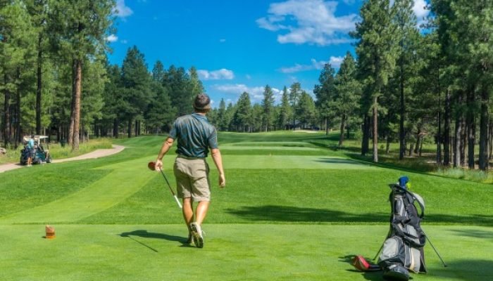 Bermain Golf, Olahraga Elegan dengan Banyak Manfaat