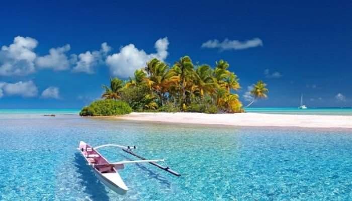 5 Destinasi Wisata Pantai di Jawa Timur untuk Liburan saat Idul Fitri
