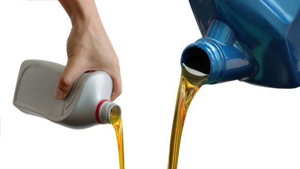 Cara Memilih Oli Kendaraan Bermotor Agar Mesin Awet dan Terawat Memilih Oli Kendaraan Bermotor